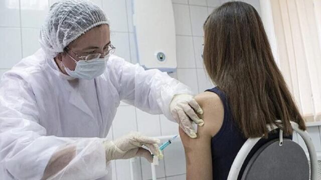 Se amplia la población objetivo en la vacunación contra el COVID-19 en Misiones.