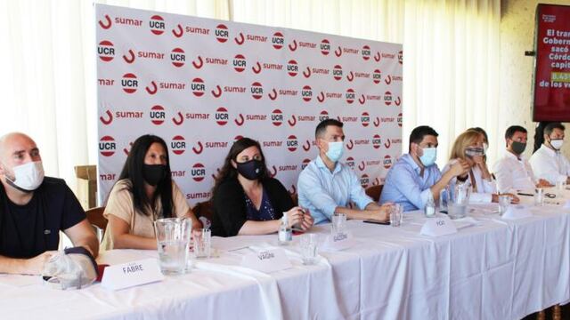 Autoridades del radicalismo participaron del lanzamiento del nuevo espacio político  denominado Sumar
