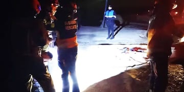 Identificaron el cuerpo que apareció atado y envuelto con una frazada en el mar de Chubut