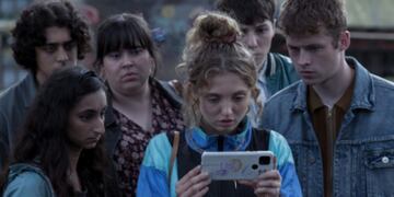 Red rose, lo nuevo de los productores de Sex Education