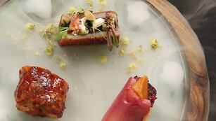 El restaurante está ubicado en la ciudad de Córdoba, donde practicaron horas y horas para consagrarse como los mejores cocineros de Argentina.