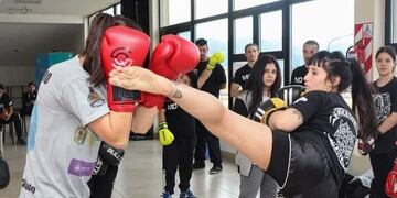 Ushuaia: comenzaron las actividades las escuelas municipales de Kickboxing