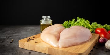 Dejá de comer el pollo seco: la mejor receta de pechuga rellena para innovar en la cocina.