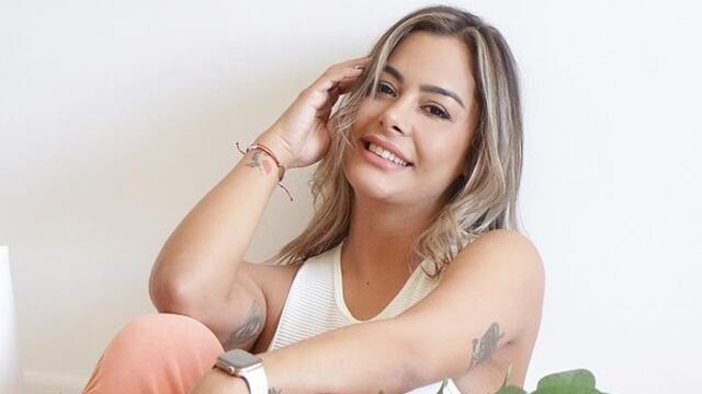 Larissa Riquelme al ritmo de Rosalí: “Mis motomamis”.