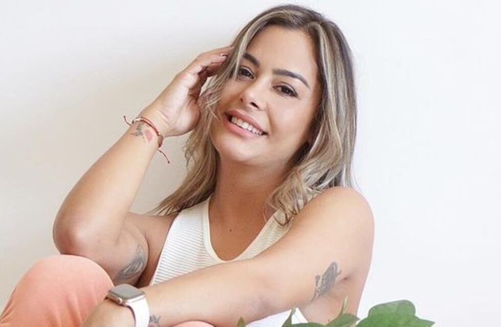 Larissa Riquelme posó en minitop, colaless y medias: “Soy más fuerte de lo que imaginaba”