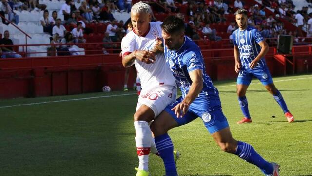 Godoy Cruz juega con Huracán por la Copa de la Liga Profesional en el estadio Tomás Ducó. Gentileza Los Andes