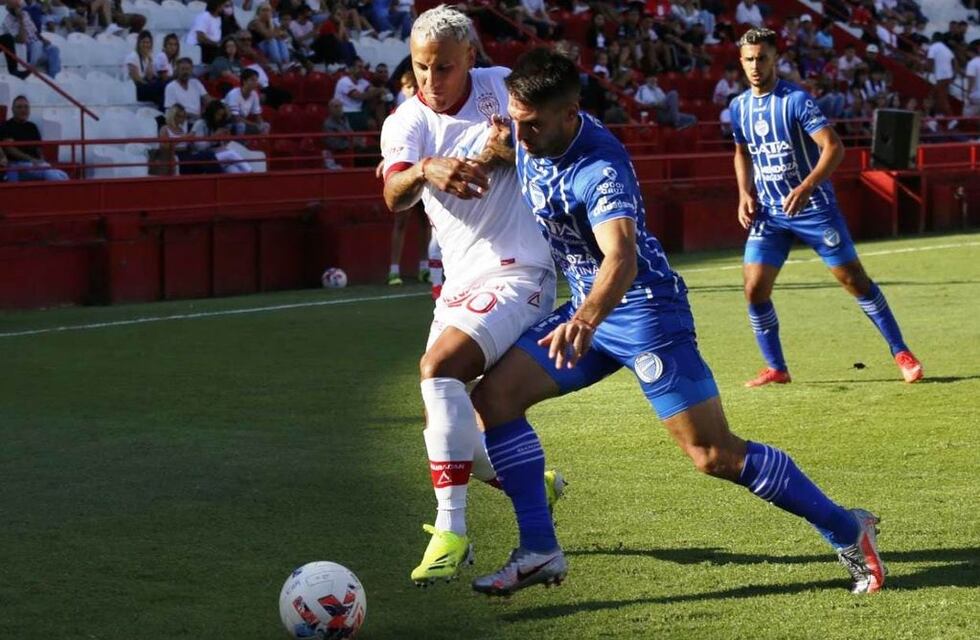 Godoy Cruz logró un gran triunfo 3-1 ante Huracán en Parque Patricios