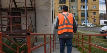 la Secretaría de Políticas Sociales, Sanitarias y Derechos Humanos de la Municipalidad de Ushuaia y el área de Atención al Vecino impulsó una encuesta en el barrio de las 245 Viviendas.