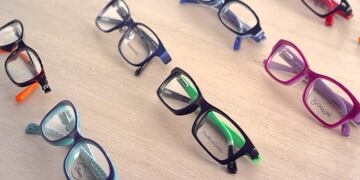 Los menores deben tener entre 3 y 15 años, y una disminución visual no mayor a 2.5.