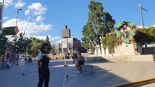 El Reloj Cucú, uno de los rincones más emblemáticos de Carlos Paz. (Foto: VíaCarlosPaz).