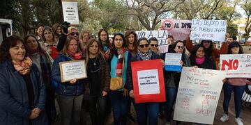 Movilización de profesionales de la discapacidad en Rafaela
