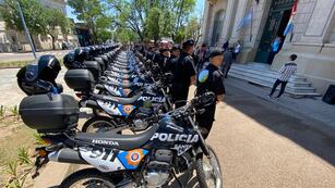 Los motovehículos entregados por la Provincia a la UR V