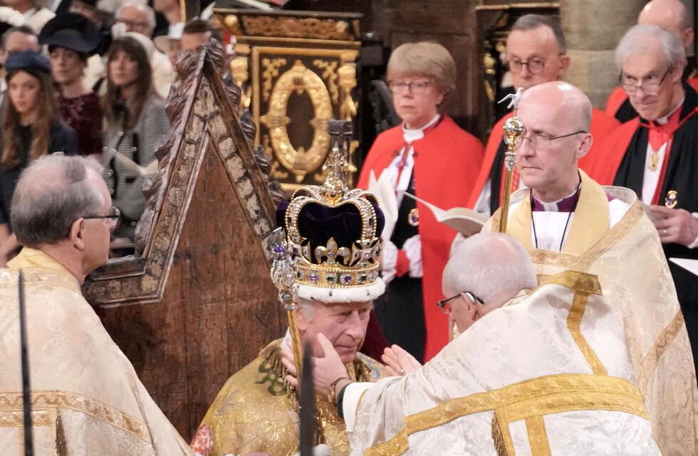 Carlos III fue coronado rey del Reino Unido