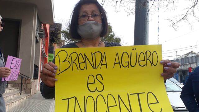 Familiares de Brenda Agüero marcharon en Río Ceballos por su liberación.