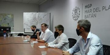 conferencia de prensa llevada a cabo en el COM