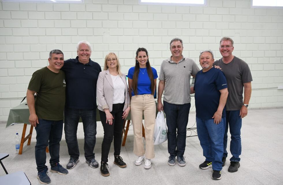El intendente Luis Castellano visitó la fundación “Su Refugio”