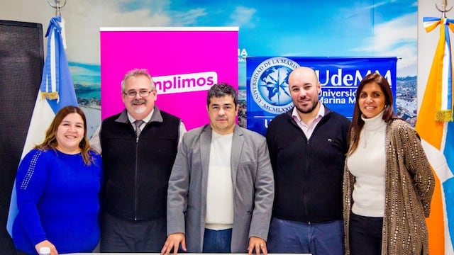 Ushuaia: firman convenio con la Universidad de la Marina Mercante