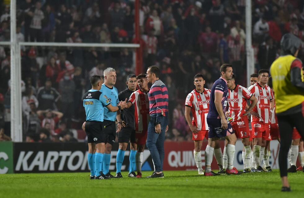 Reclamos a los árbitros: el común denominador de Instituto y Belgrano en la previa del clásico