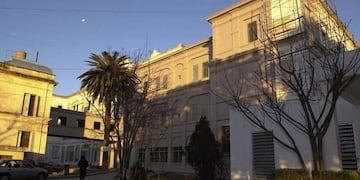 La joven fue trasladada al Hospital Tránsito Cáceres de Allende de la ciudad de Córdoba.