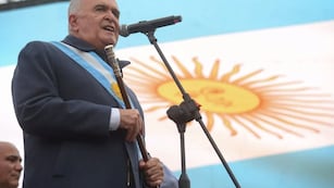 Jaldo: “Desde Tucumán estamos rindiendo homenaje a los próceres de la independencia”.