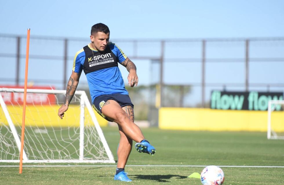 En Rosario Central se diluye la posible vuelta de Emiliano Vecchio al equipo