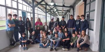 Alumnos de diferentes establecimientos educativos visitan el Centro Cultural La Estación de Tres Arroyos