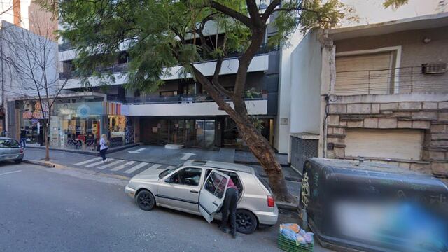 En calle Obispo Trejo 1.045, entraron por un balcón para robarle a un estudiante.