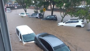 Graves inundaciones en Florianópolis en Brasil.