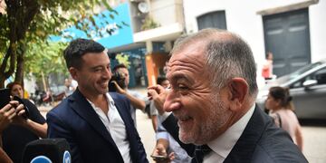 Luis Juez junto a Rodrigo de Loredo en la Bolsa de Comercio de Córdoba.