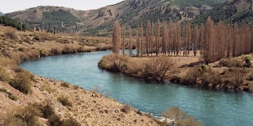 Hallaron un hombre muerto en el Río Limay