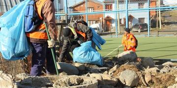 Ushuaia: realizan limpieza y recolección de residuos voluminosos