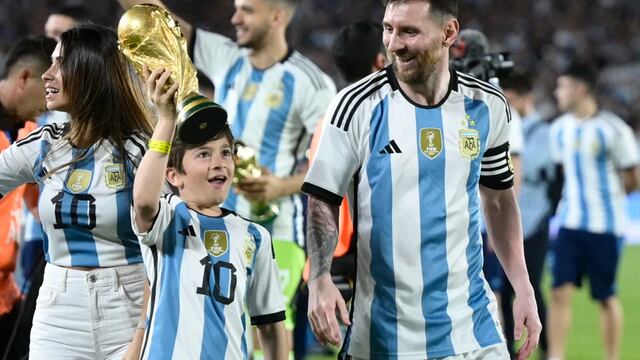 El futbolista quiso estar en la cancha