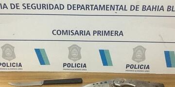 Amenazó a su mamá con un cuchillo