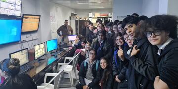 Alumnos de la técnica del Instituto Centenarios