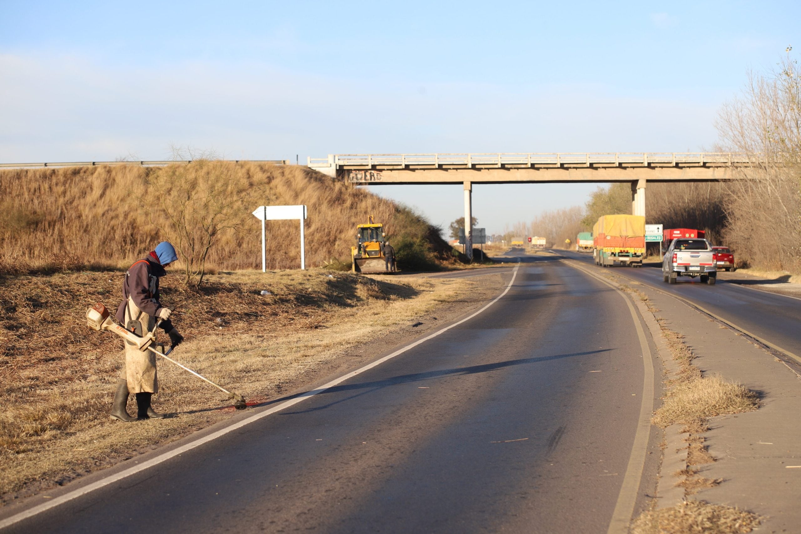 El mantenimiento de banquinas y espacios verdes de la Ruta E-52 deja de ser responsabilidad del Municipio de Arroyito