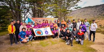 Ushuaia: el club deportivo AMPS recibió el certificado de posesión del predio para su sede