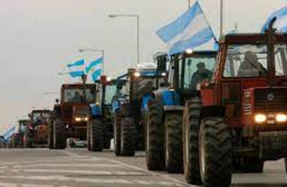 Productores rurales entrerrianos realizarán un tractorazo por la suba de las retenciones de harina y aceite de soja