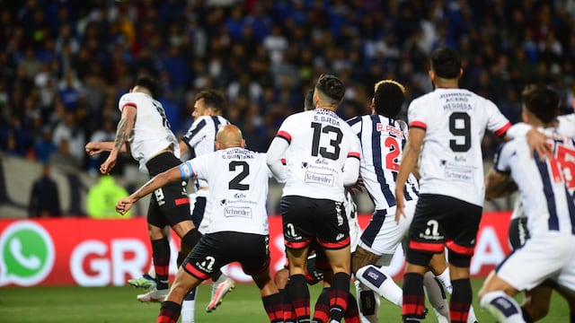 Patronato fue campeón ante Talleres y clasificó a la Copa Libertadores 2023. (José Gabriel Hernández / Enviado especial a Mendoza)