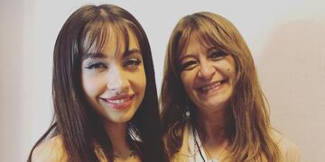 María Becerra y su profesora de canto.