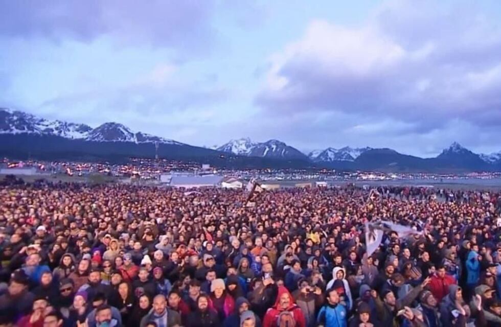 El recital de La Renga dejó en Ushuaia más de 2000 millones y se emplearon a 600 personas