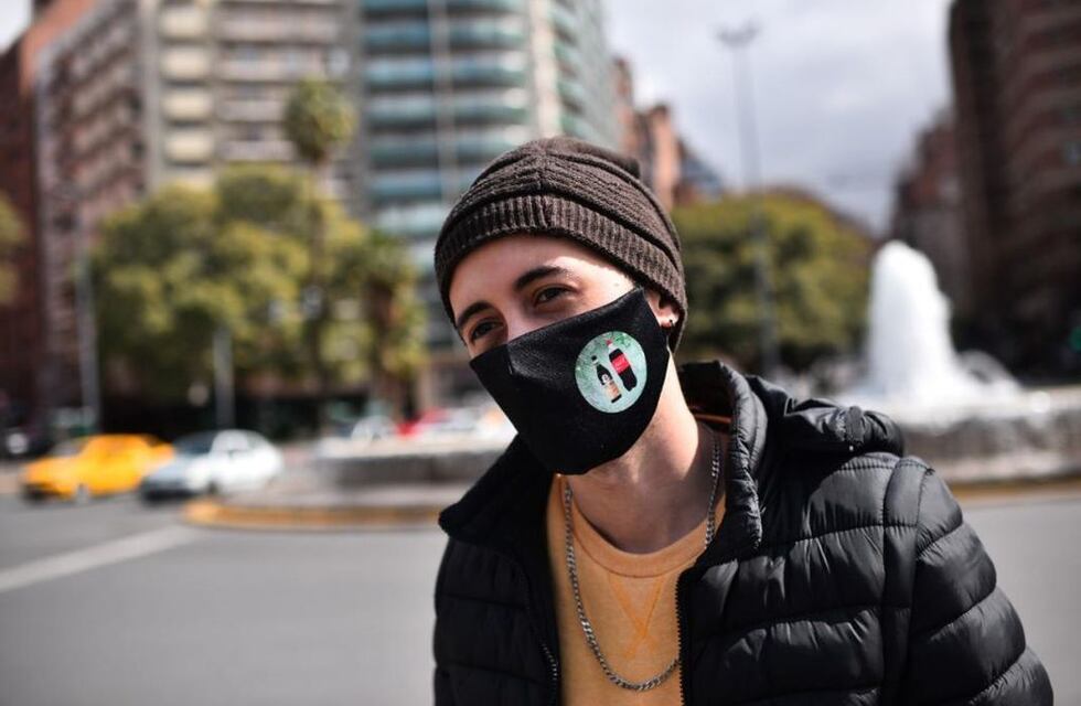 Instagram suspendió la cuenta de humor @cordobeces