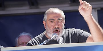 Héctor Daer en el acto de la CGT contra el Gobierno. Foto: Corresponsalía