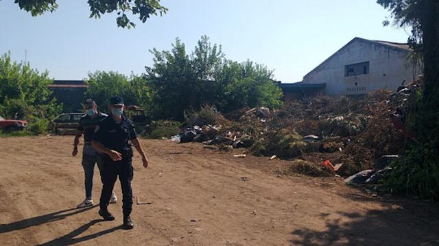 Los restos fueron hallados en un descampado en Villa Nueva.
