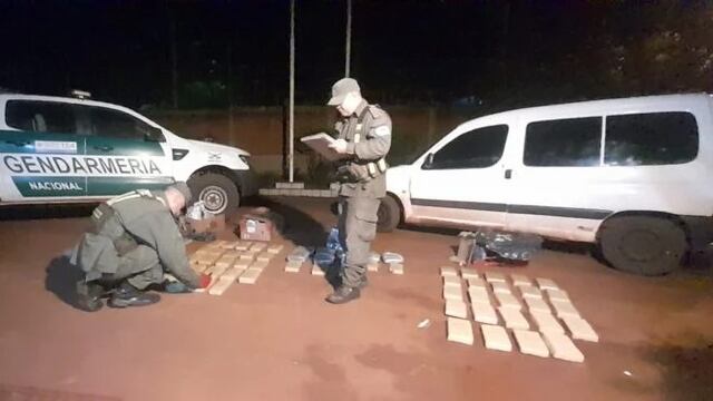 Gendarmería incautó más de 400 kilos de marihuana en Eldorado.
