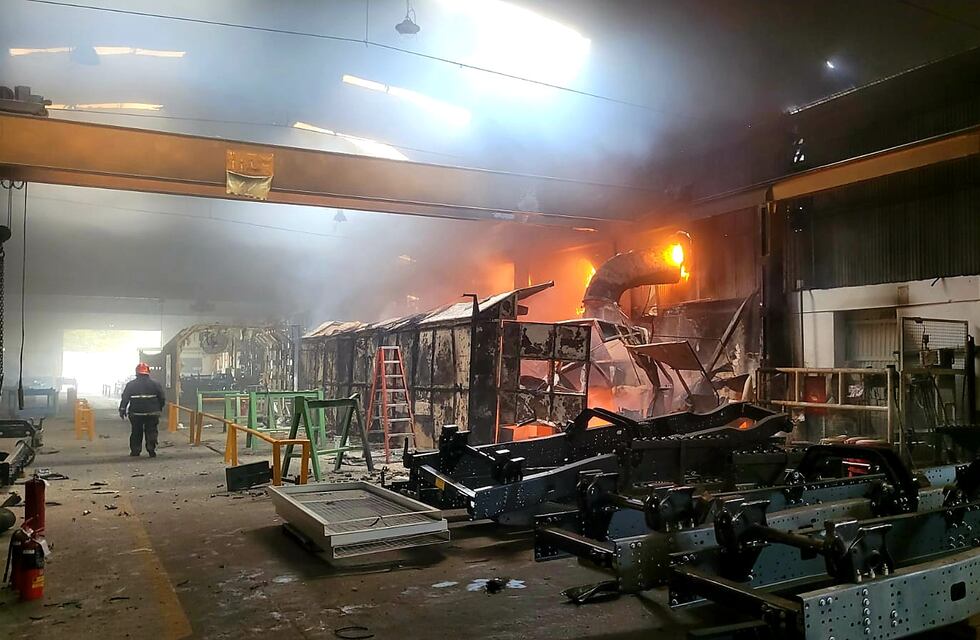 Se incendió la planta de Montich en Córdoba y tuvieron que evacuar a los empleados