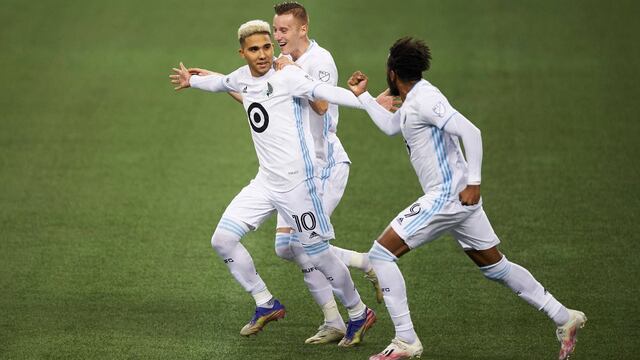Bebelo Reynoso y un golazo para el Minnesota United. (USA TODAY Sports)