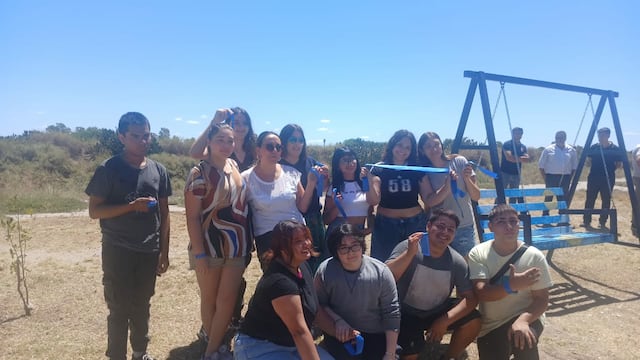 Inauguraron un “banco azul” realizado por Secundaria Nº1