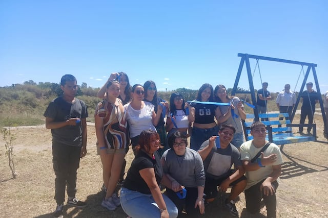 Inauguraron un “banco azul” realizado por Secundaria Nº1