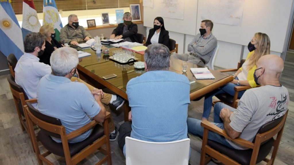 Representantes del Centro Comercial Arroyito se reunieron con el intendente Benedetti