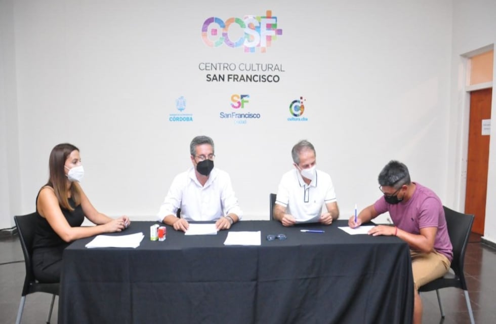 Firma de los boletos compra - venta del programa Lo Tengo